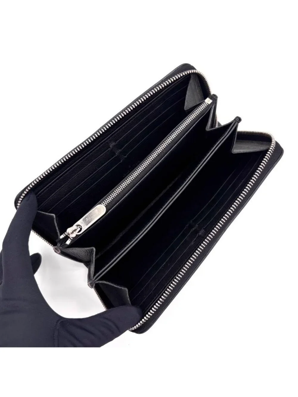 Louis Vuitton Monogram Mahina Zippy Wallet Noir Black